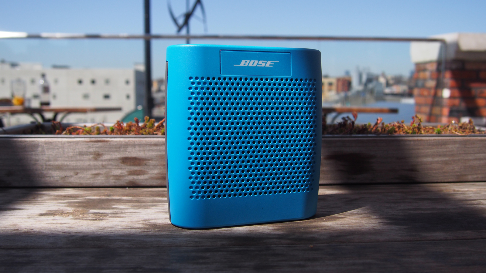 standing speaker